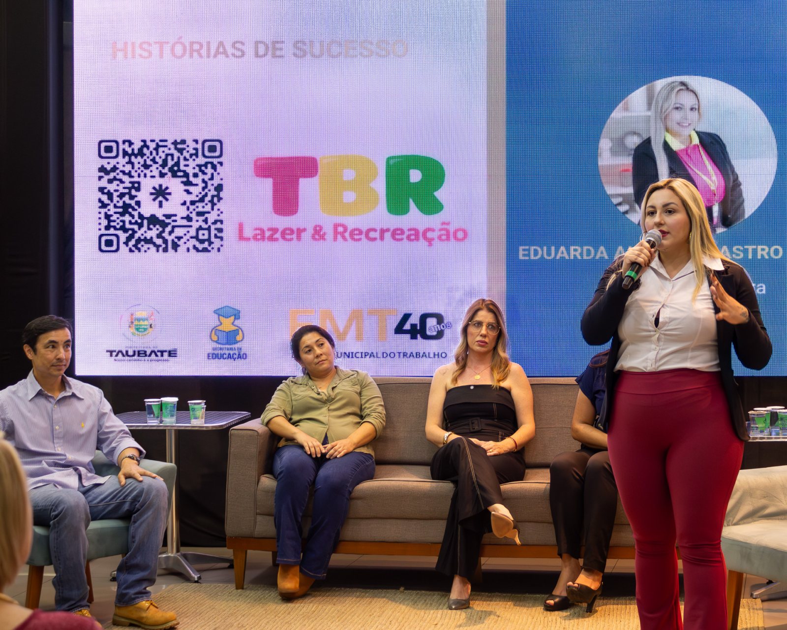 Momento de palco e roda de conversa no Vira Chave Taubaté